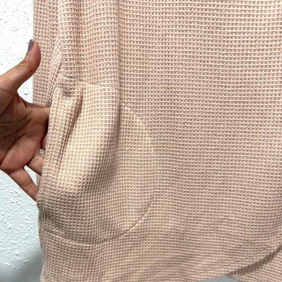 Chico's Soft waffle knit Beige Cowl Neck Sweater XL - Picture 4 of 6